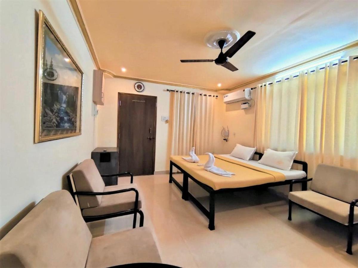 Shradha Luxury Room Калангут Экстерьер фото