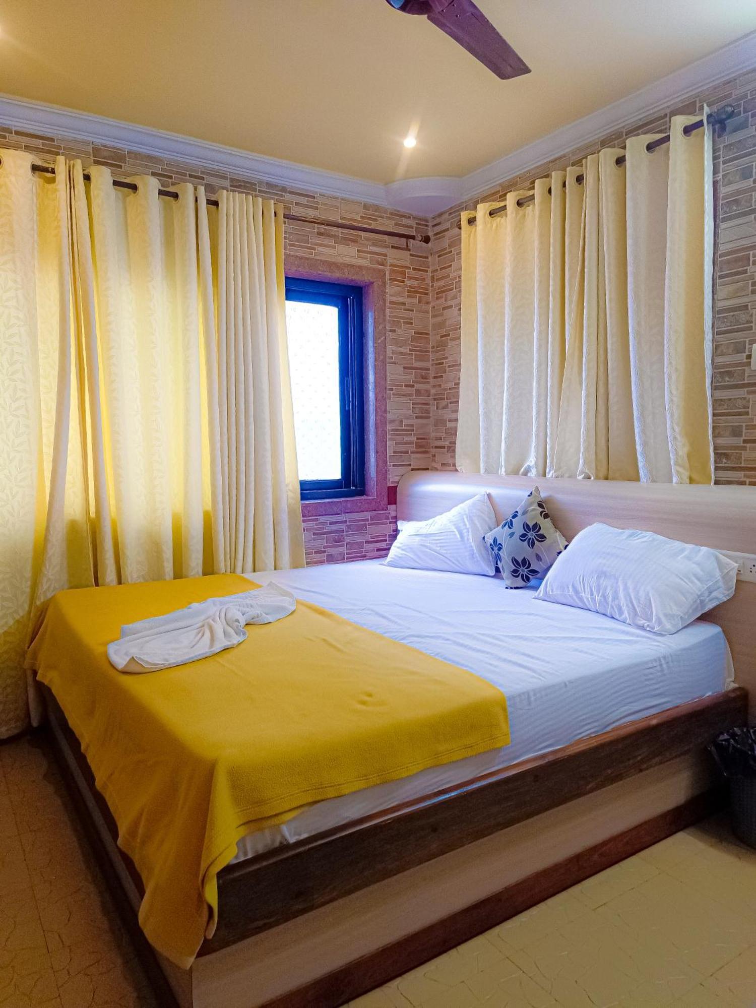 Shradha Luxury Room Калангут Экстерьер фото