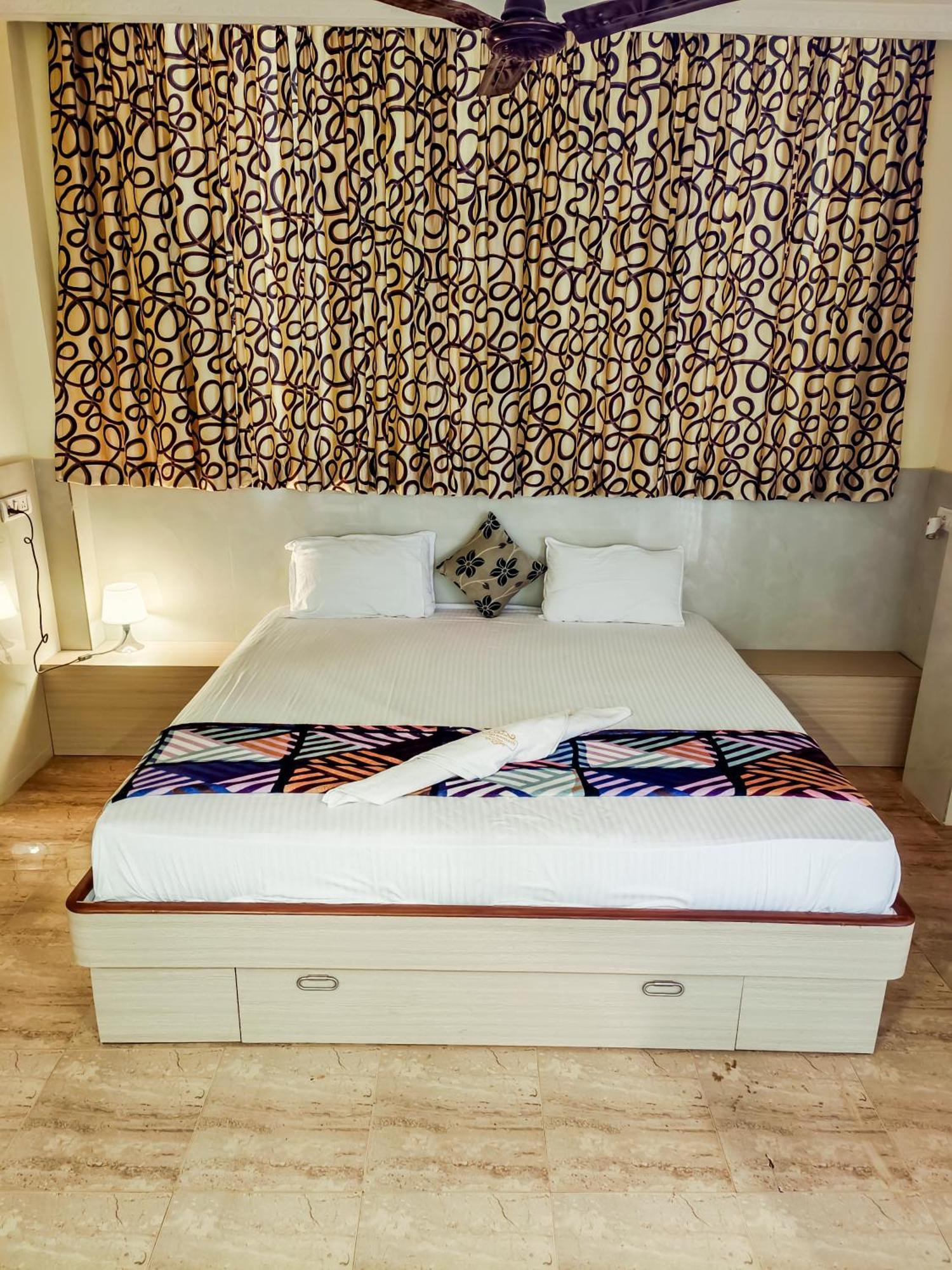Shradha Luxury Room Калангут Экстерьер фото